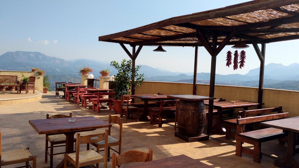 Hotel Sette E Mezzo Castelluccio Superiore Exterior foto